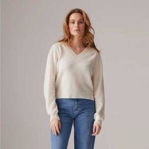 CRUSH CASHMERE Malibu V-Neck Sweater
